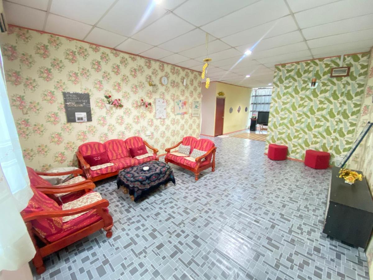 Vie Homestay Tawau Extérieur photo